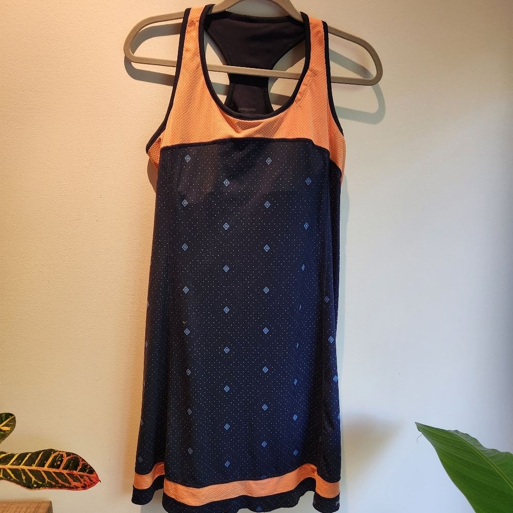 Patagonia Athletic Racer Back Sport All Weather Dress Sz M Neon Orange/Blue